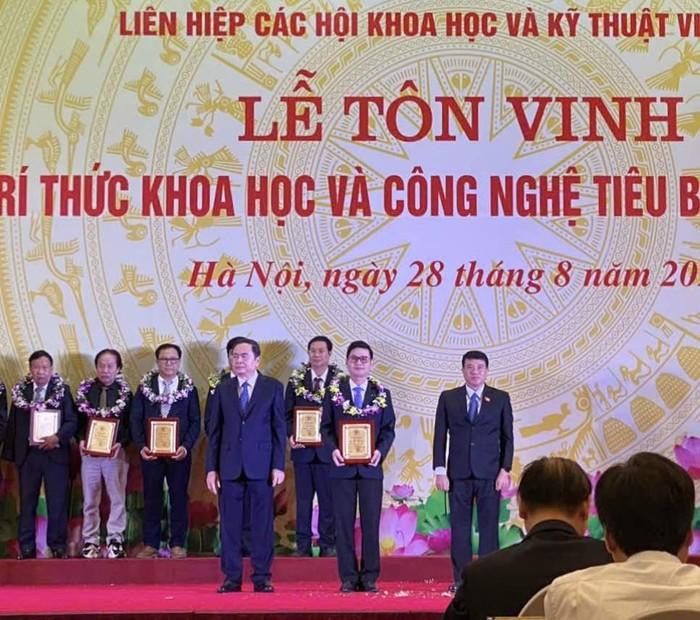 Phó Giáo sư, Tiến sĩ Nguyễn Trung Thành được vinh danh là Trí thức khoa học công nghệ tiêu biểu năm 2024. (Ảnh: NVCC)