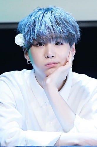 Những hình ảnh của SUGA BTS dễ thương và đáng yêu nhất