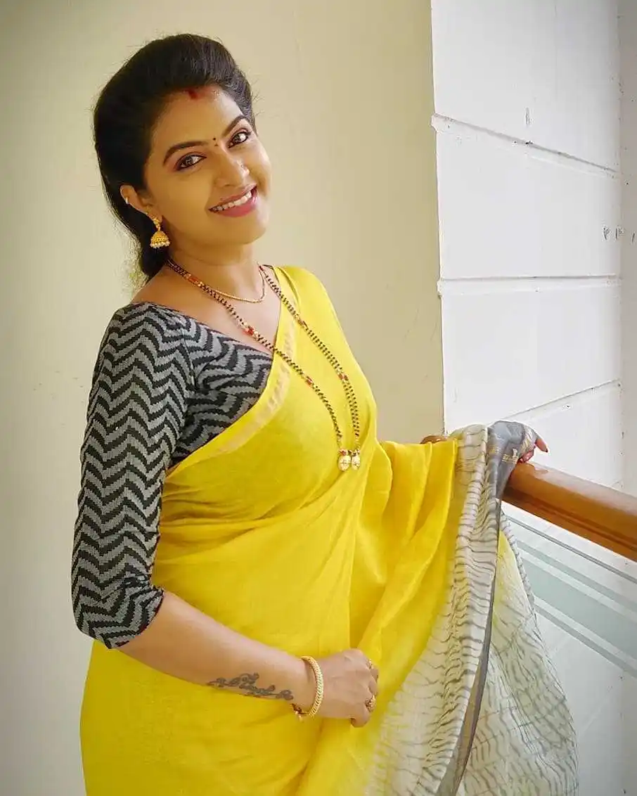 Mahalakshmi Old Husband Show Instagram