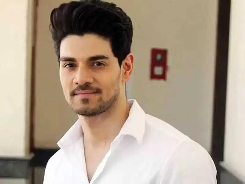 Sooraj Pancholi Biography, Movies, Age, Net Worth, Awards, Girlfriend