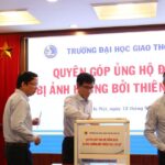 Trường Đại học Giao thông vận tải quyên góp ủng hộ đồng bào bị thiên tai, lũ lụt