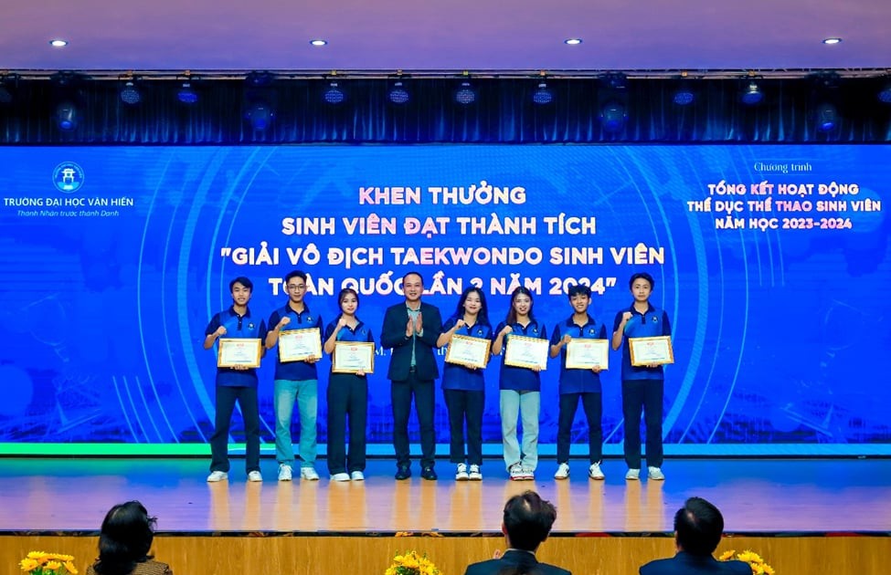  Trường Đại học Văn Hiến khuyến khích tinh thần thể dục thể thao trong sinh viên 