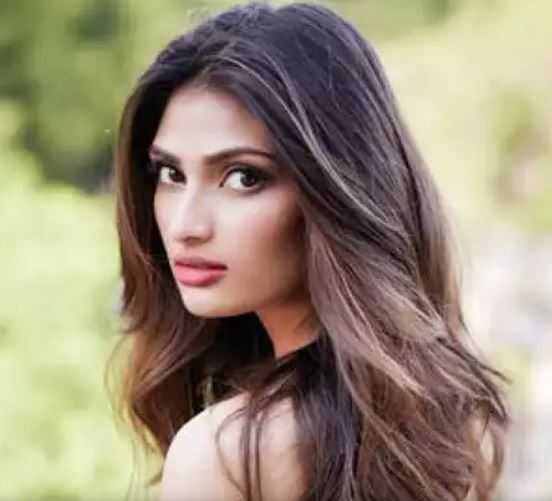 Athiya Shetty - Age, Movies, Biography, Boyfriend, Career