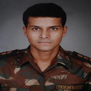 Major Sandeep Unnikrishnan Biography Mumbai Attack Medal Age Family