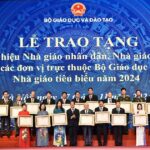 Trao tặng danh hiệu NGND, NGƯT, nhà giáo tiêu biểu để tôn vinh nghề dạy học