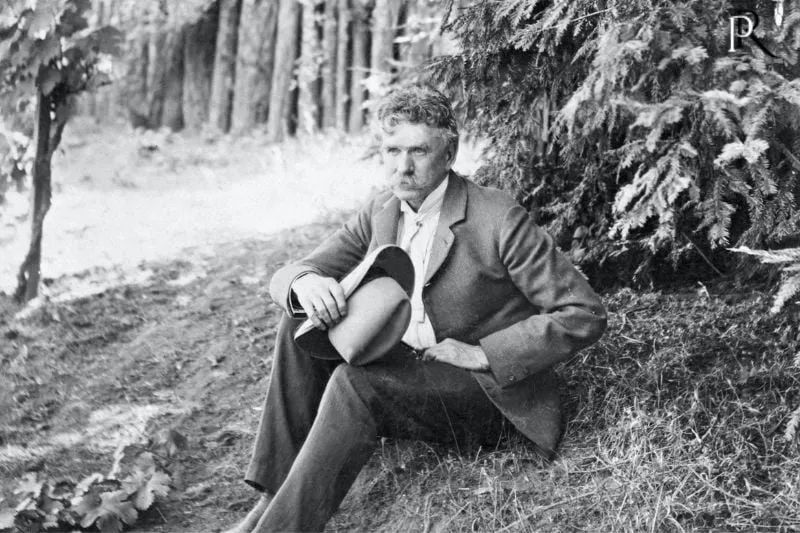 Ambrose Bierce's military influence and literary rise