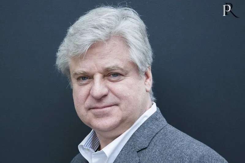 What is Linwood Barclay's net worth in 2024